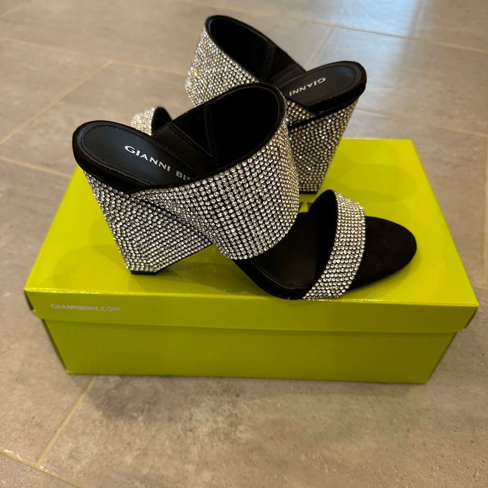 Gianni Bini Heels